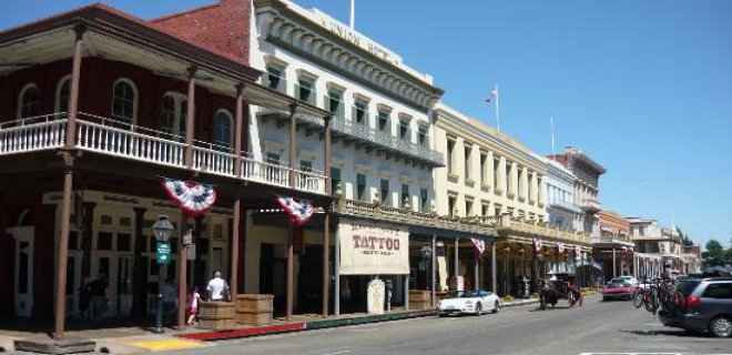 old-sacramento-tarihi-eyalet-parki.jpg