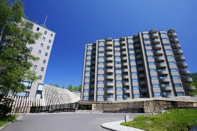 one-niseko-resort-towers.jpg