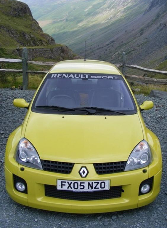 Renaul Clio V6 