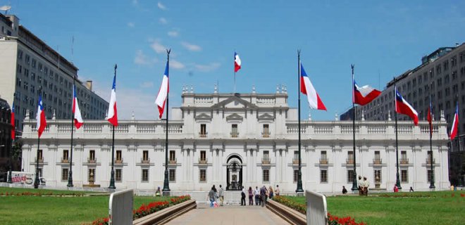 palacio-de-la-moneda-001.jpg