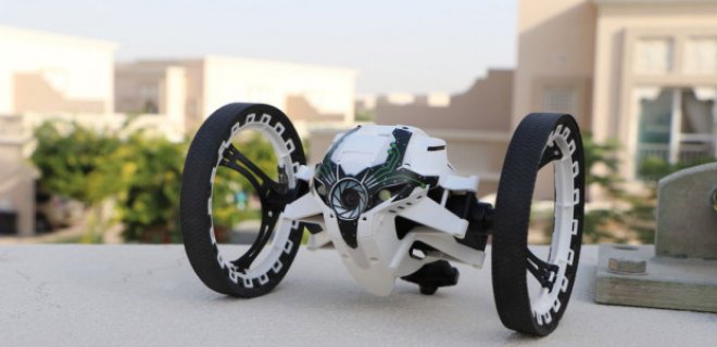 parrot-minidrone-jumping-sumo.jpg