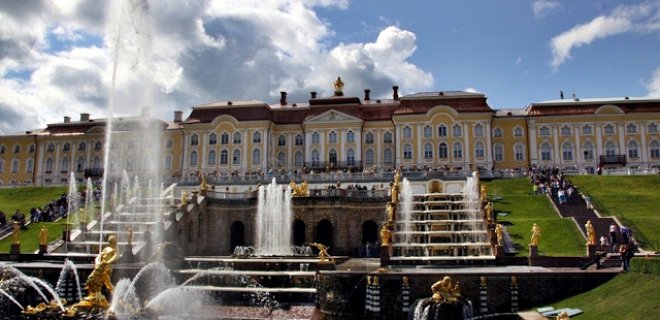 peterhof-sarayi.JPG