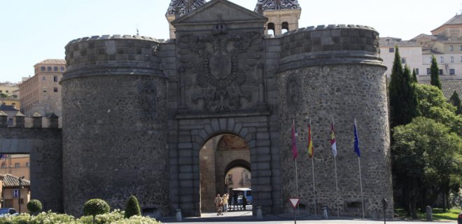 puerta-de-bisagra-toledo.jpg