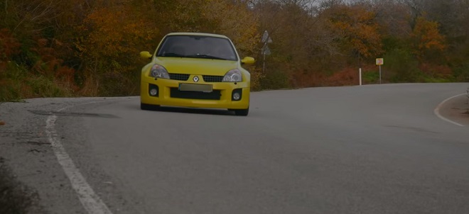 Renaul Clio V6