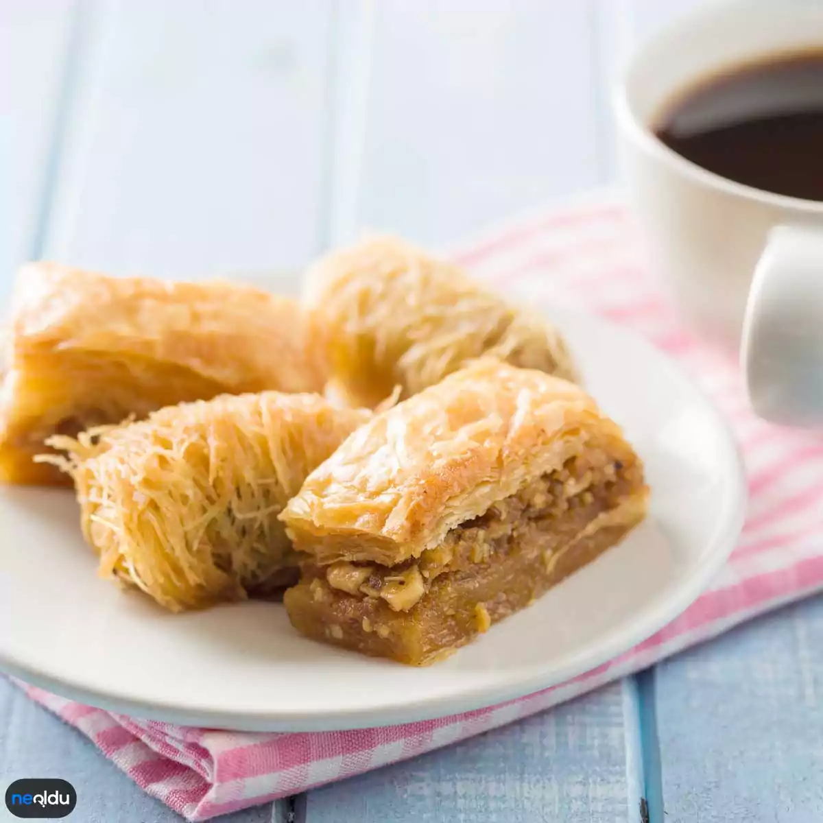 Rüyada Baklava Görmek