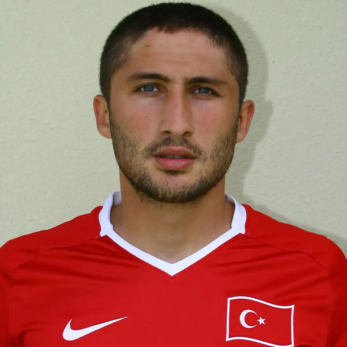 Sabri Sarıoğlu Kimdir?