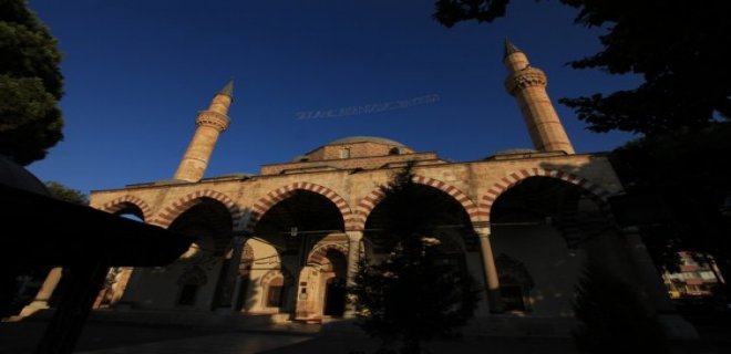 sultan-cami.jpg