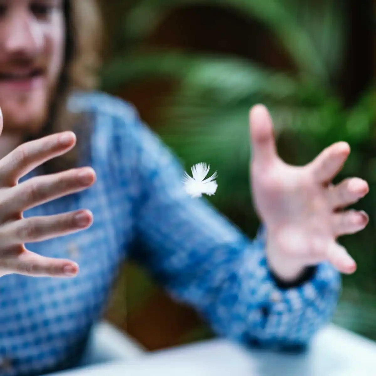 Telekinezi Nedir Nasıl Yapılır