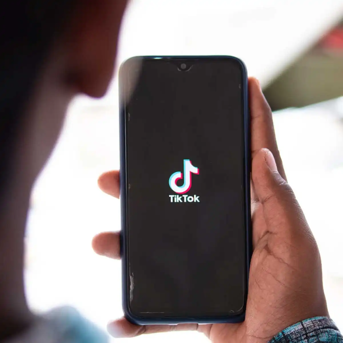 TikTok Canlı Yayın Nasıl Keşfete Düşer?