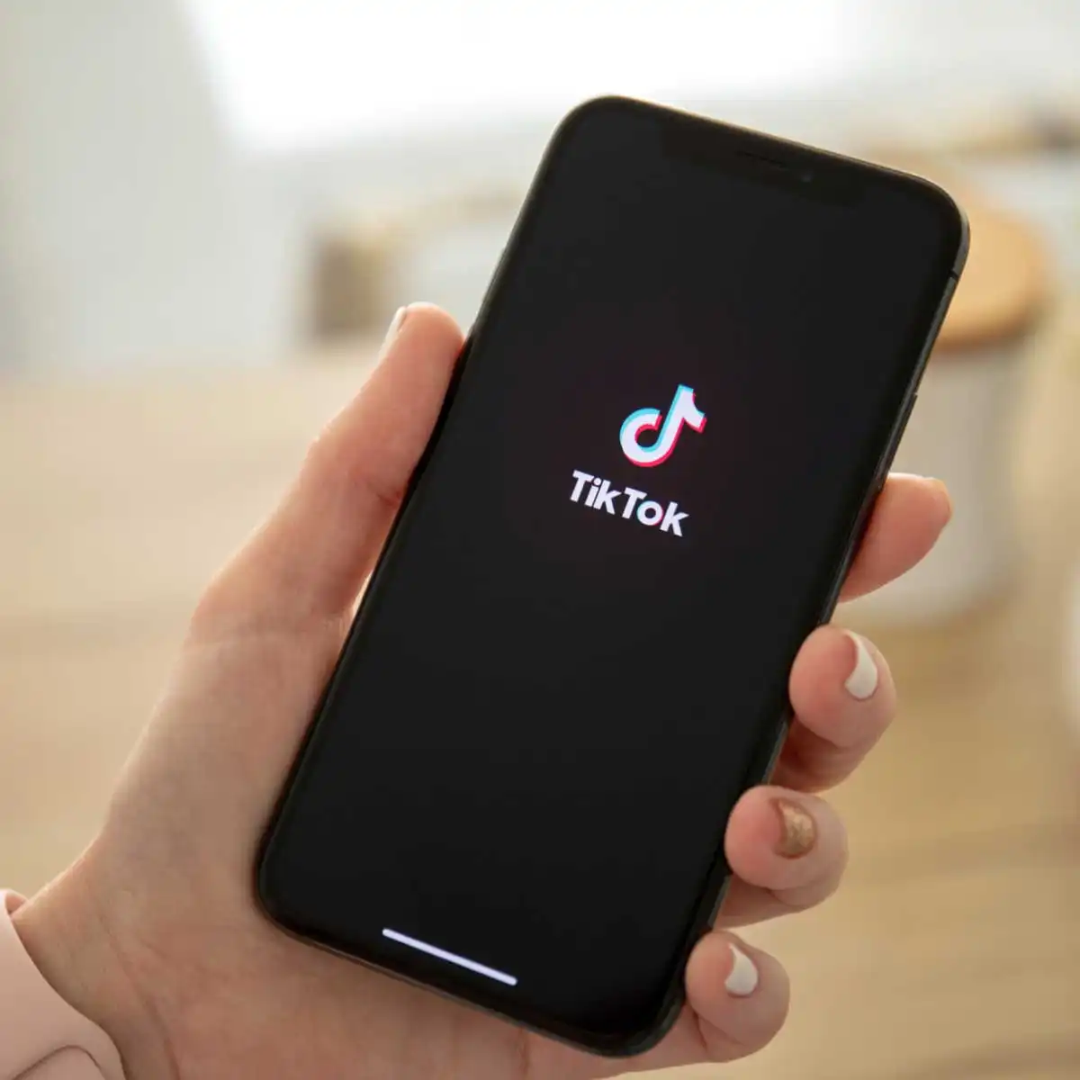 TikTok Canlı Yayın Nasıl Keşfete Düşer?