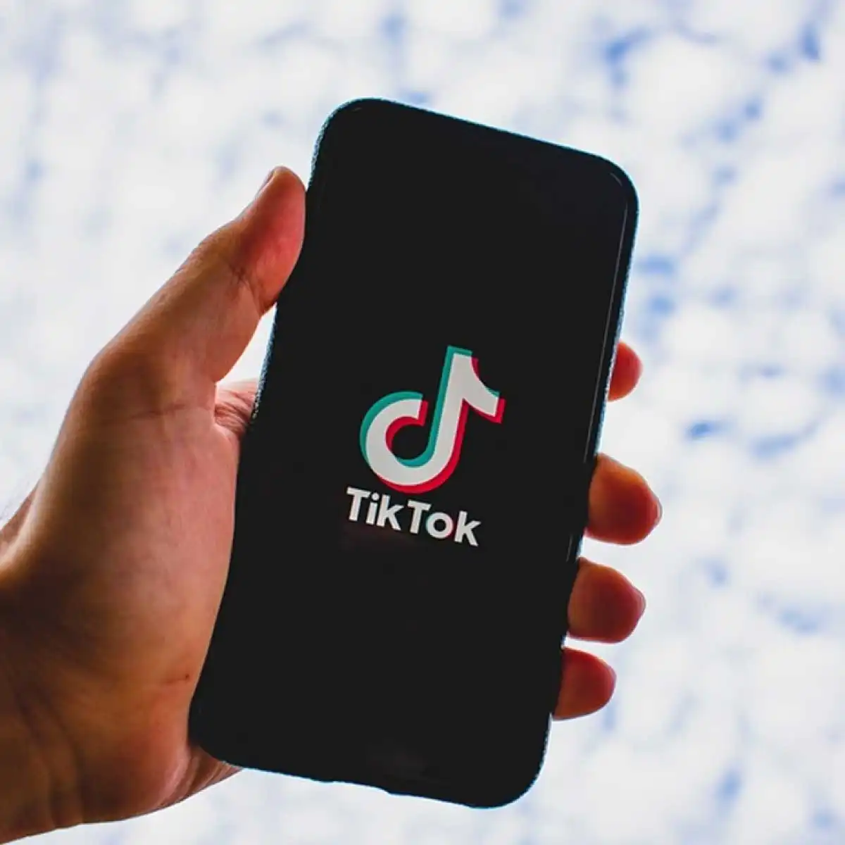 TikTok Nedir, Nasıl Kullanılır?