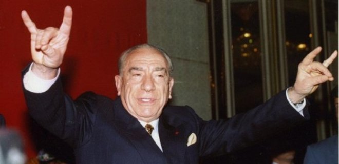 ulkuculer-neden-bozkurt-isareti-yapar-003.jpg