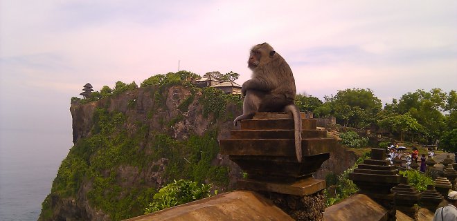 uluwatu-tapinagi.jpg