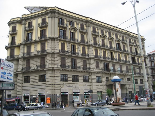 una-hotel-napoli.jpg