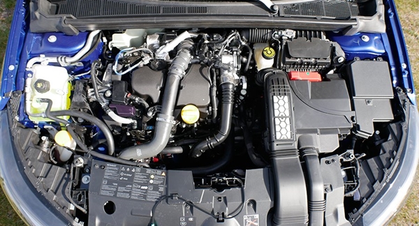 yeni-megane-motor.jpg