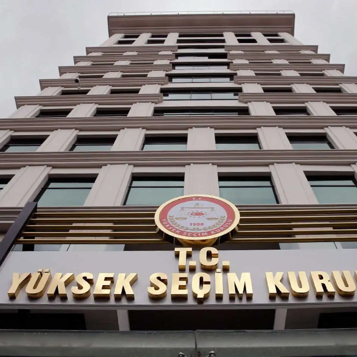 Yüksek Seçim Kurulu (YSK) Nedir, Görevleri Nelerdir?